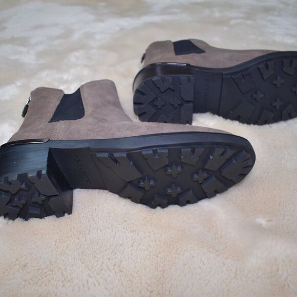 Vince Camuto Kelivena Suede Chelsea Boots Women’s Sz 8.5 Taupe Brown Croc Print - Picture 7 of 14